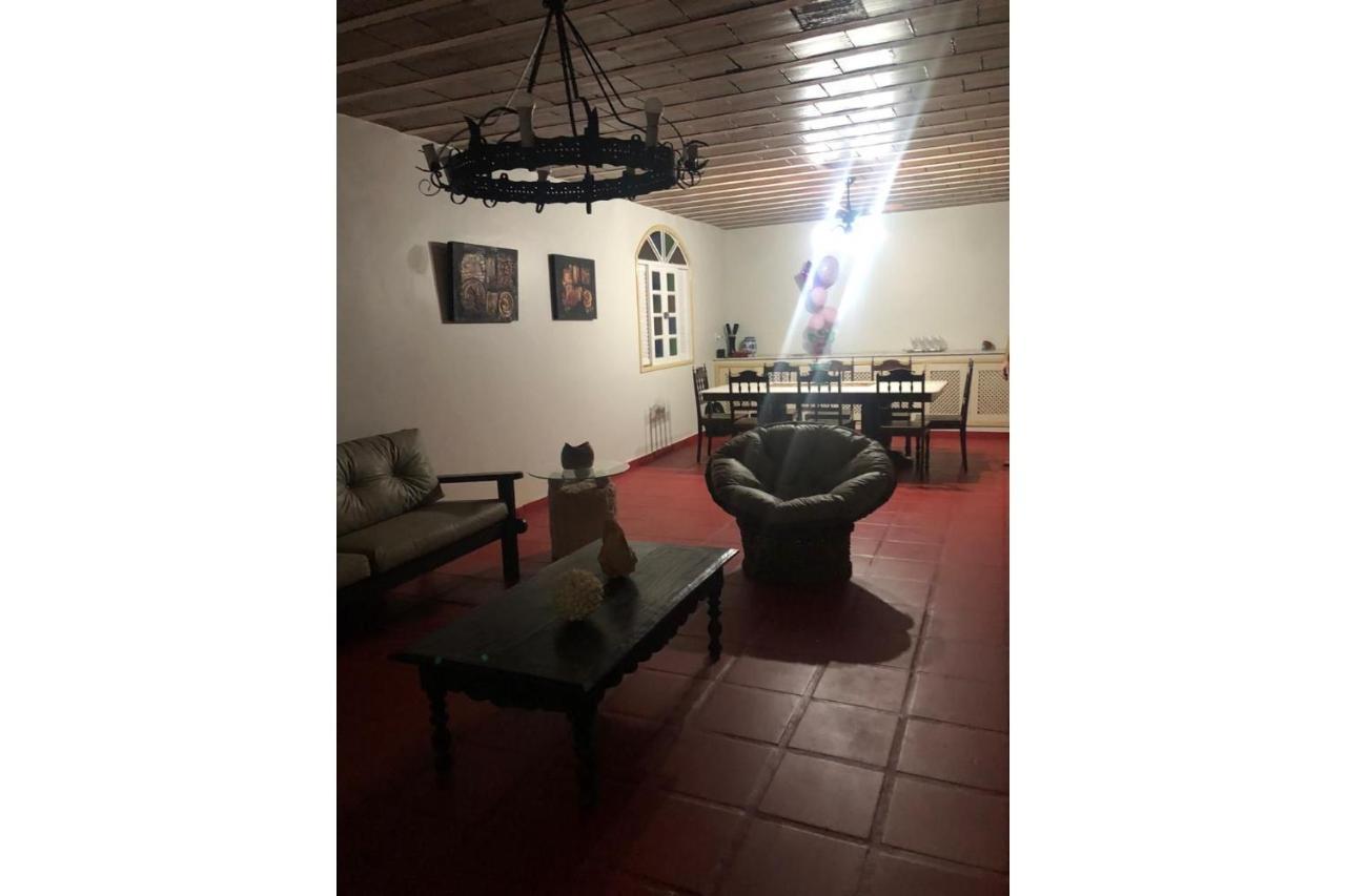Casa 5 Quartos, Ampla, A 100 Metros Da Praia. Amigos E Familia Sao Bem Vindos A Essa Casa. Venha Viver Momentos Inesqueciveis Aqui. Guarapari Eksteriør bilde